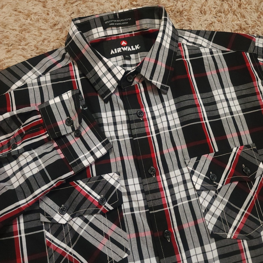 Airwalk Button Up Shirt Men XL Black Red White Plaid Long Sleeve Roll Tab Skater